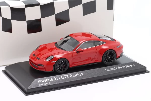Porsche 911 (992) GT3 Touring 2021 vermelho/preto