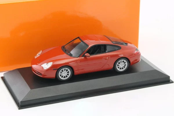 Porsche 911 Carrera Coupe 2001